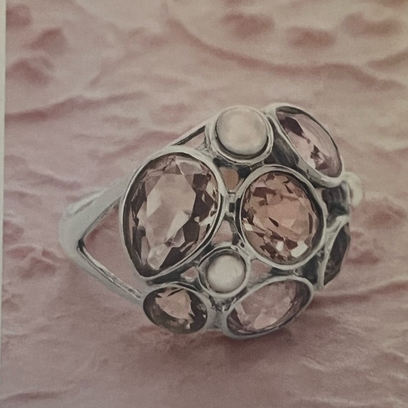 Silpada Jewelry - Silpada Sweet Embrace Ring